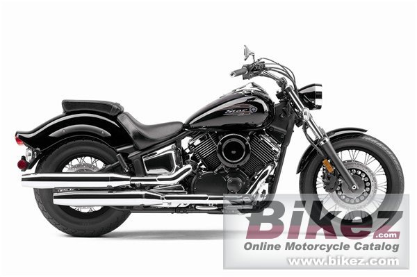 Big Yamaha v star 1100 custom picture and wallpaper from Bikez.com